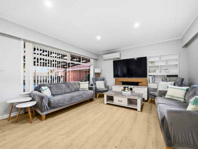25 Great South Road, Papatoetoe