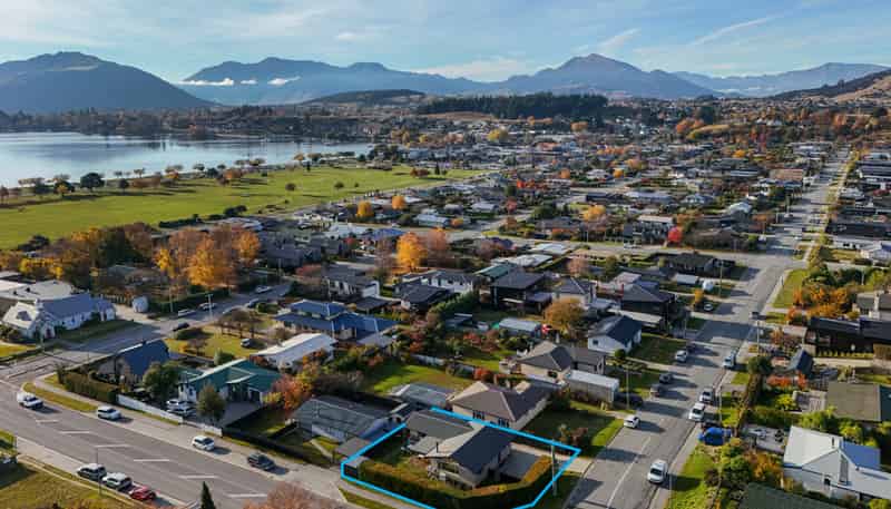 165 Warren Street, Wanaka