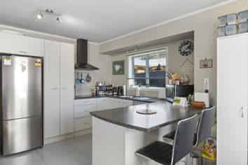 285B Clayton Road, Pukehangi