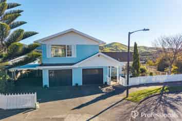 13 Ilam Grove, Kelson