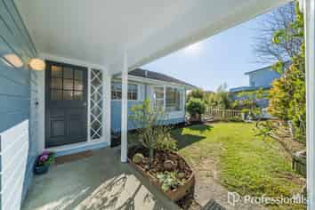 13 Ilam Grove, Kelson
