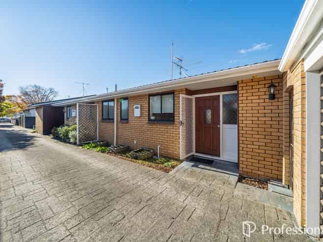 9b Seddon Street, Wallaceville