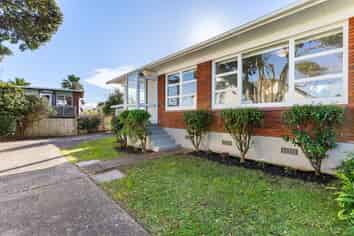 3/166 East Coast Road, Forrest Hill