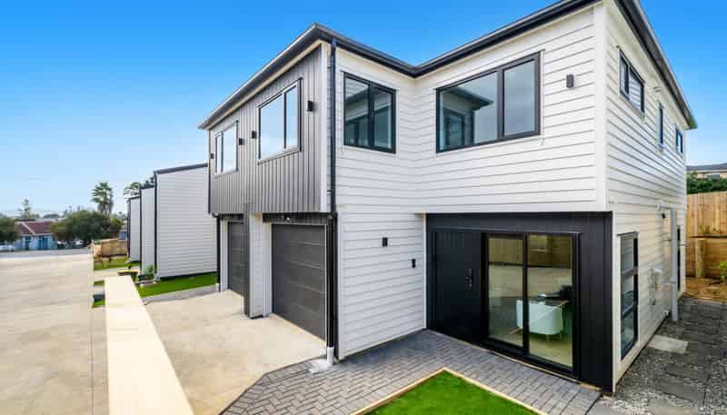 5/592&594 Massey Road, Mangere