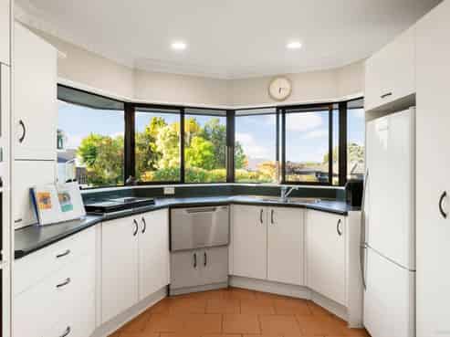 12 Emsworth Court, Pukekohe