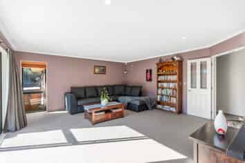 9 Cromdale Place, Wigram