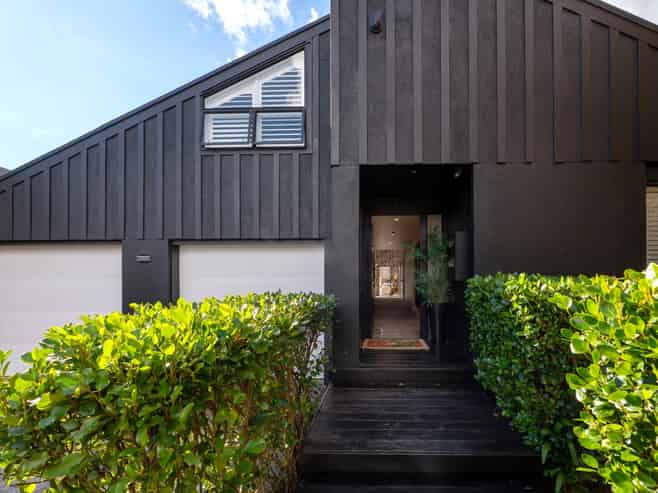 78 Iles Road, Lynmore