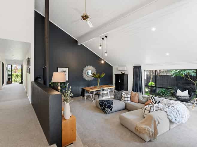 78 Iles Road, Lynmore