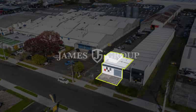 2/38 Keeling Road, Henderson