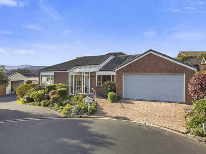 A/9 Glenfinnan Place, Andersons Bay