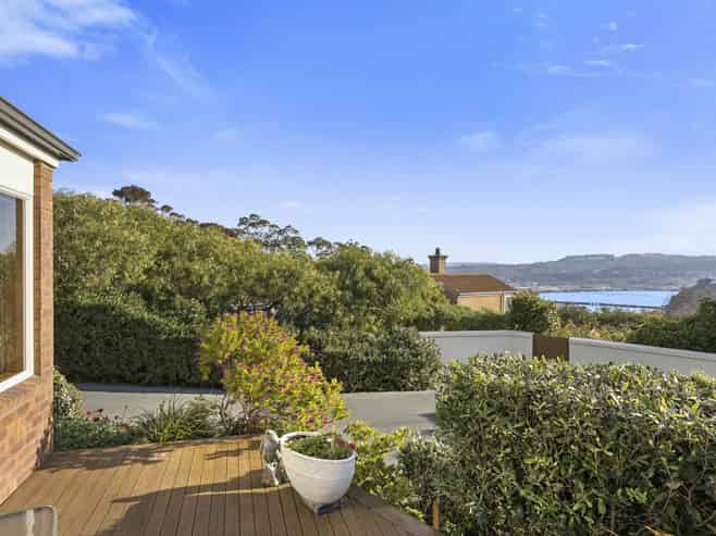 A/9 Glenfinnan Place, Andersons Bay