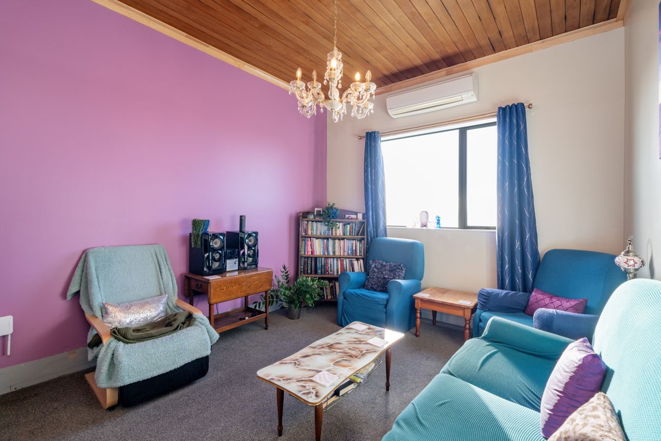 COASTAL CHARM WITH ROOM TO DREAM - View 5