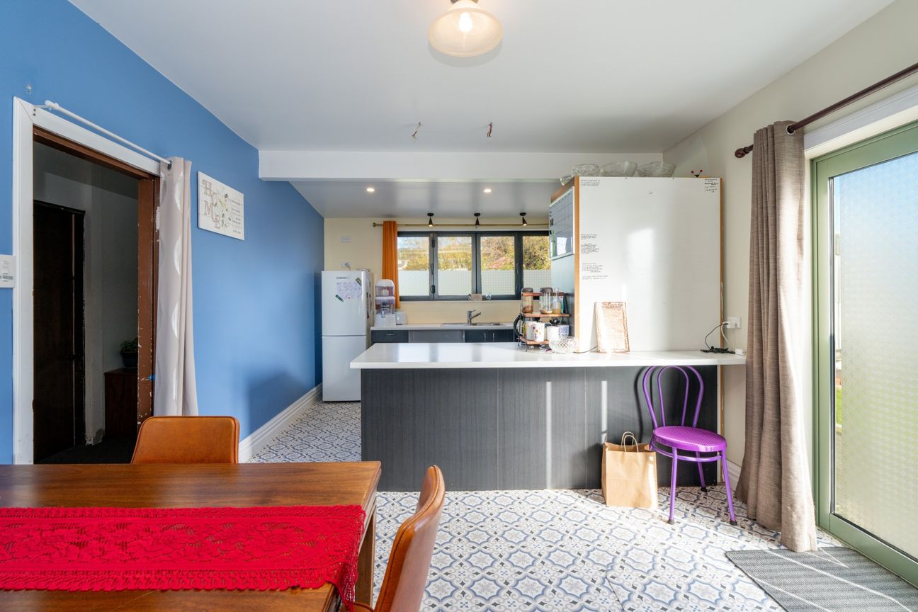 COASTAL CHARM WITH ROOM TO DREAM - View 3