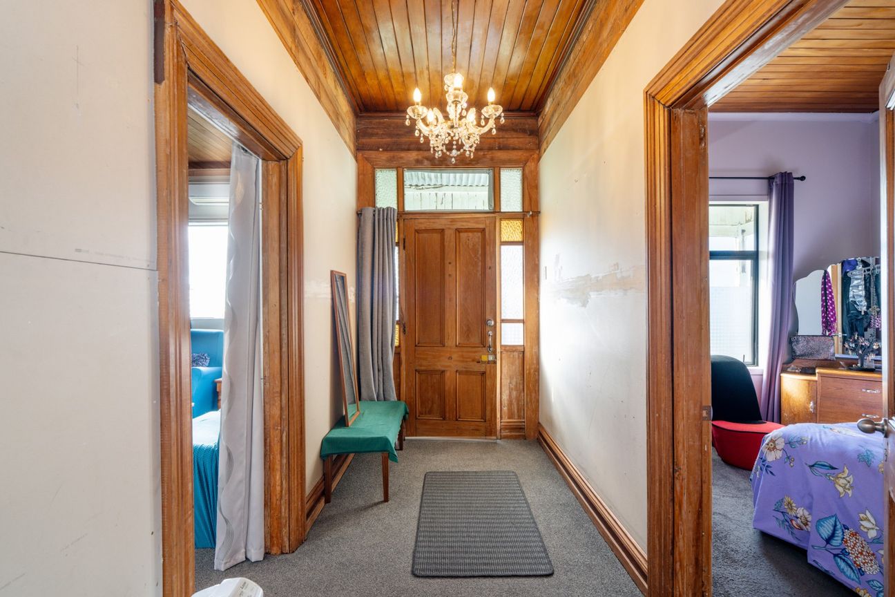 COASTAL CHARM WITH ROOM TO DREAM - More