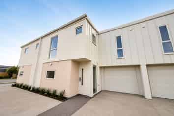 2/36 Evesham Crescent, Spreydon