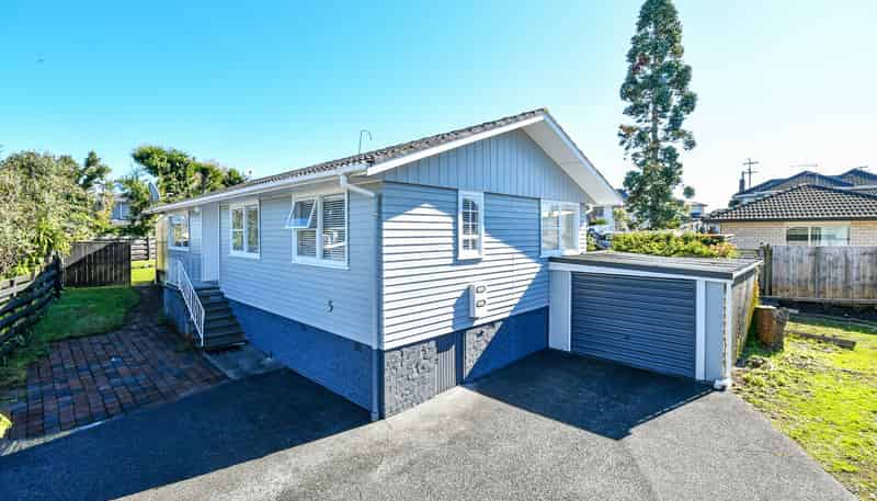 5 Grimshaw Place, Henderson