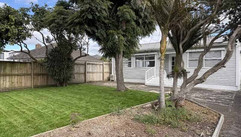 6 George Street, Mangere East