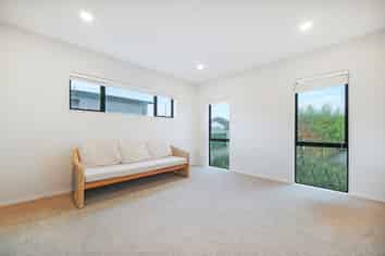 18 Len Ireland Drive, Huapai