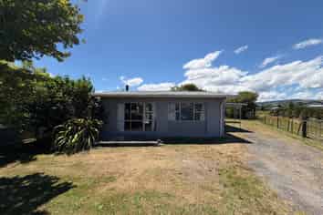 13 Robinson Avenue, Holdens Bay