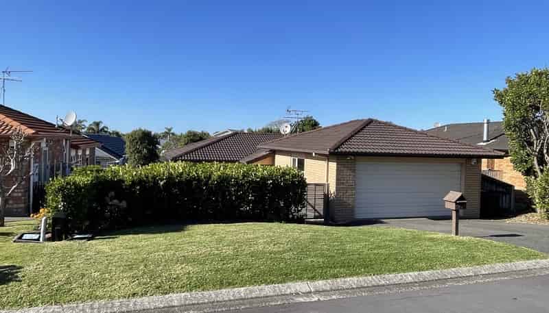 35 Chesterfield Way, Orewa