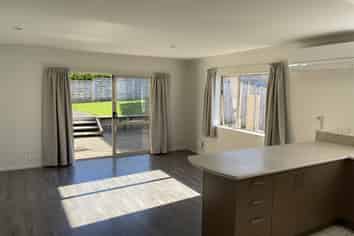 35 Chesterfield Way, Orewa