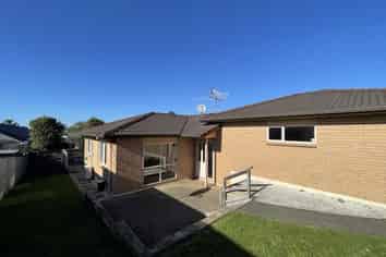 35 Chesterfield Way, Orewa