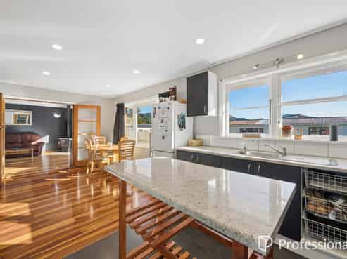 38 Russell Road, Wainuiomata