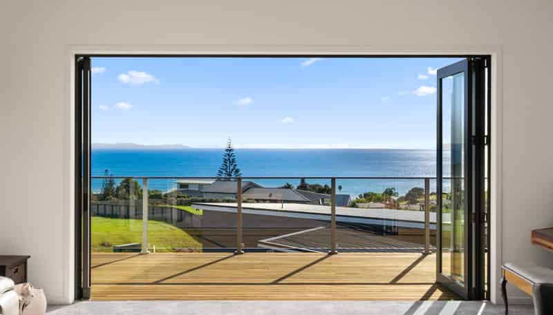 68 Stratford Drive, Cable Bay