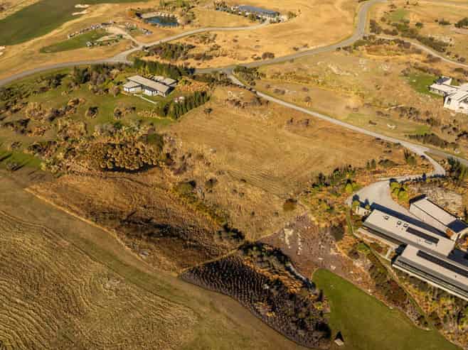 4 Fairway Drive, Jacks Point