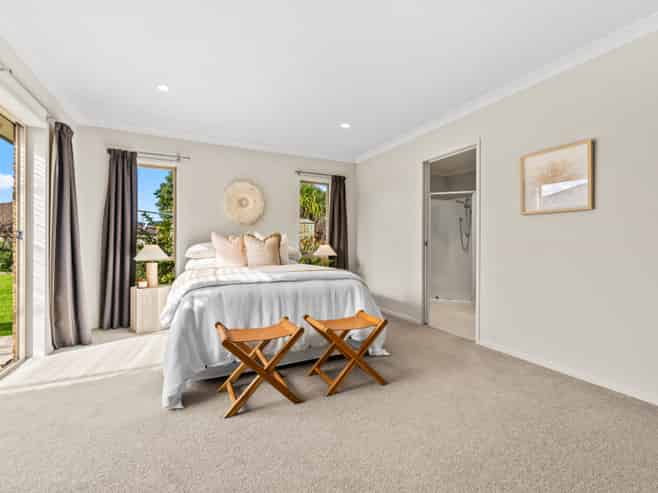 6 Ngatiti Place, One Tree Point