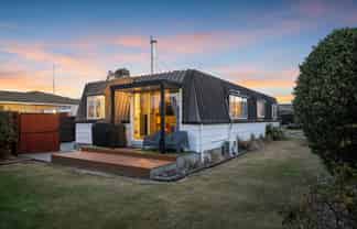 5 Queenspark Drive, Parklands