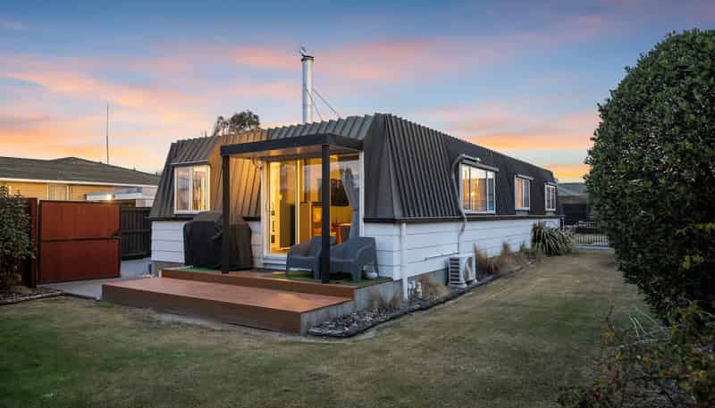 5 Queenspark Drive, Parklands