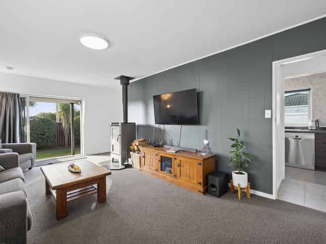 5 Queenspark Drive, Parklands