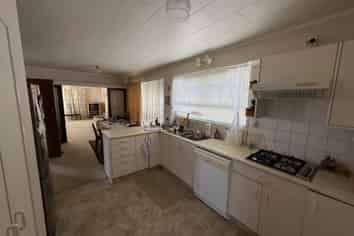 38 Chedworth Avenue, Chartwell