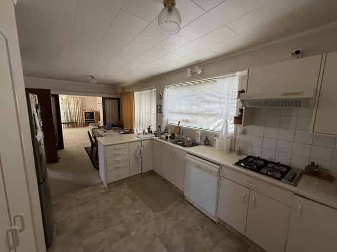 38 Chedworth Avenue, Chartwell