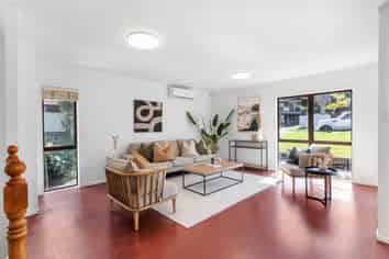 1/176 Norman Lesser Drive, Saint Johns