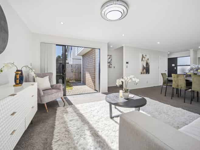 52B Kimpton Road, Papatoetoe