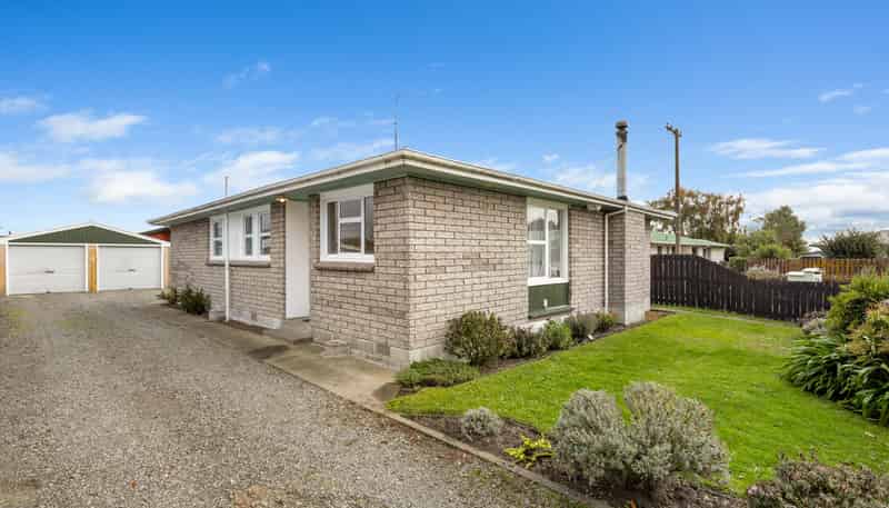 5 Moana Crescent, Redwoodtown