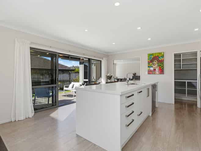 5 Mirabell Place, Patumahoe
