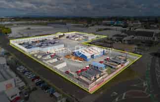 Industrial Yard with Workshop & Wash Bay