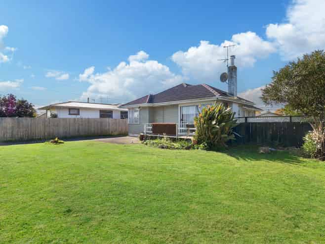 27 James Street, Mangere East
