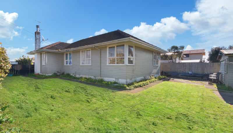 27 James Street, Mangere East