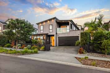 7 Ruku Street, Long Bay