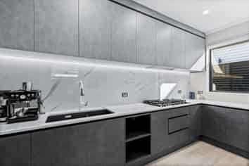 7 Ruku Street, Long Bay