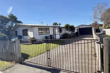 124 Burns Street, Leamington