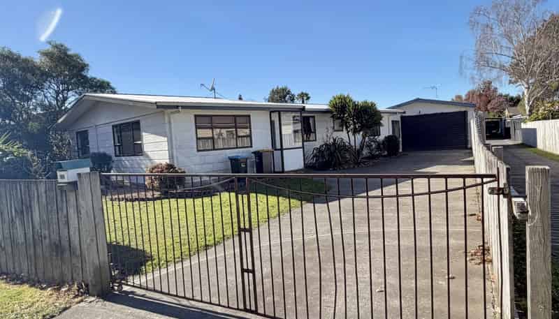 124 Burns Street, Leamington