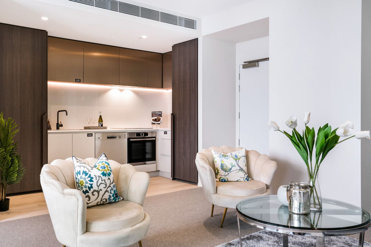 Luxurious Living-On top of the world - Fler