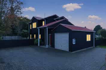 18 Westbrook Place, Westbrook