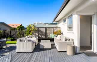 202 Patuwai Drive, Whangamata