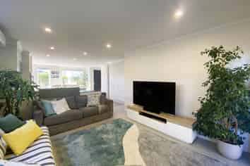 39 Sanremo Lane, Stanmore Bay